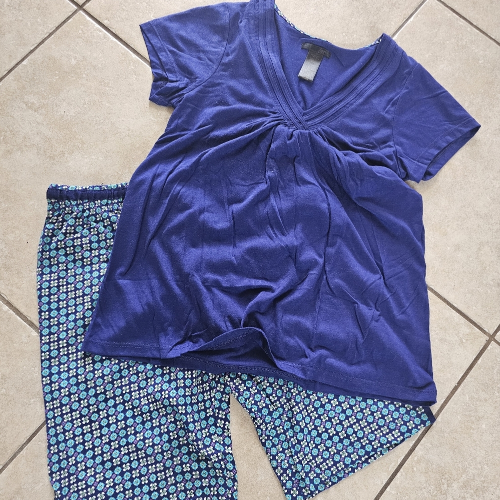 2 Piece PJs, sz small...NWOT